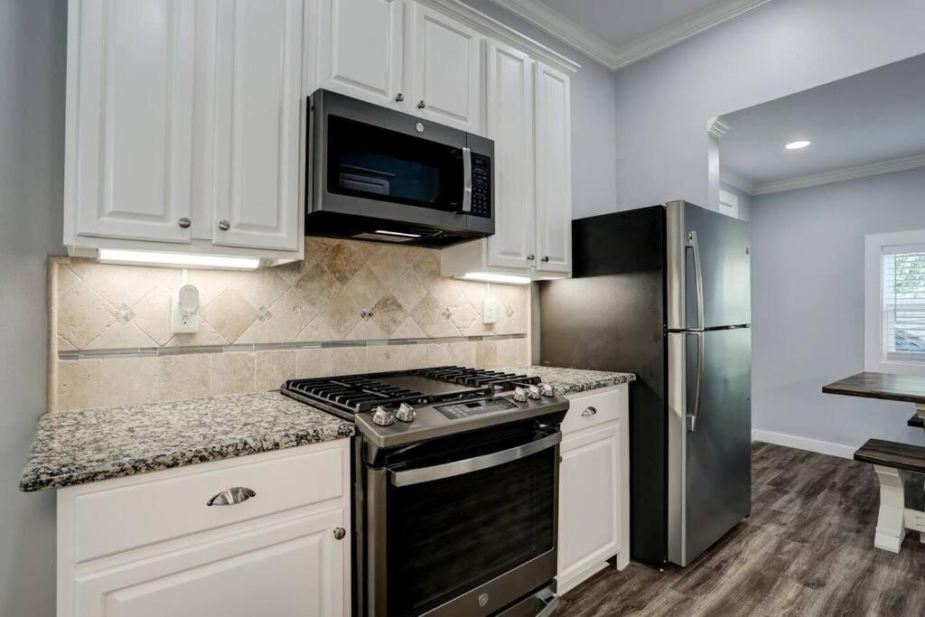 Renovated Beach Bungalow! Galveston Exterior foto